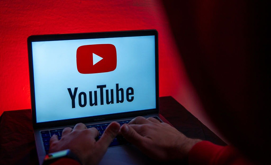 What should you pay attention to when downloading wav from YouTube?